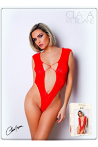 Body rouge avec décolleté plongeant